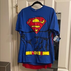 Superman shirt with detachable cape, size Large